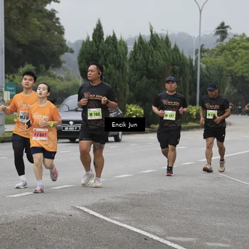 Runner Photo 8498343
