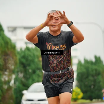 Runner Photo 8498344