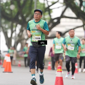 Runner Photo 8498371
