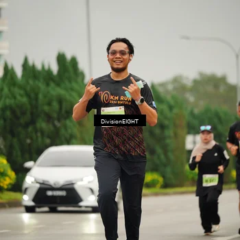 Runner Photo 8498382