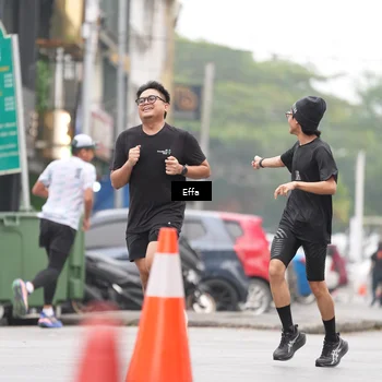 Runner Photo 8498385