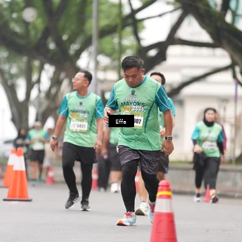 Runner Photo 8498396