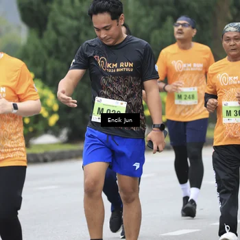 Runner Photo 8498402
