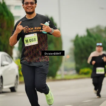 Runner Photo 8498414