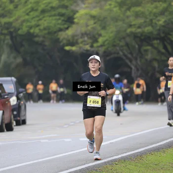 Runner Photo 8498465
