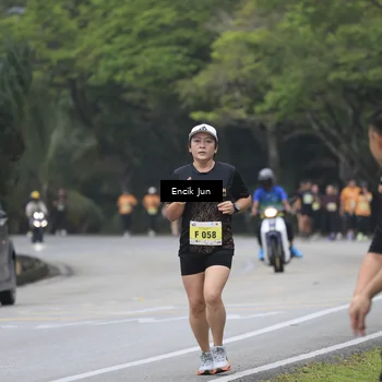 Runner Photo 8498472