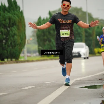 Runner Photo 8498530