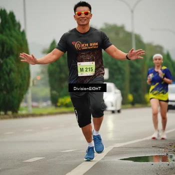 Runner Photo 8498559