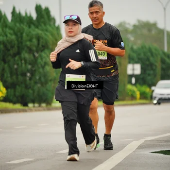 Runner Photo 8498582