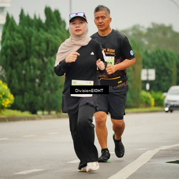Runner Photo 8498679