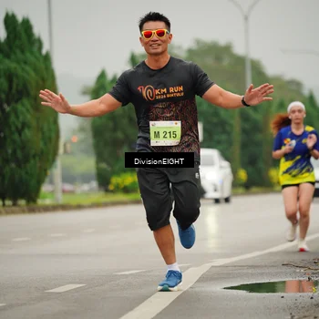 Runner Photo 8498686