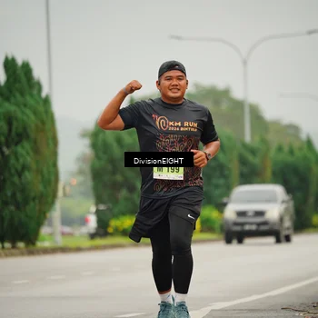 Runner Photo 8498779