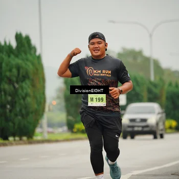 Runner Photo 8498781