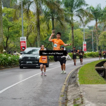 Runner Photo 8498786