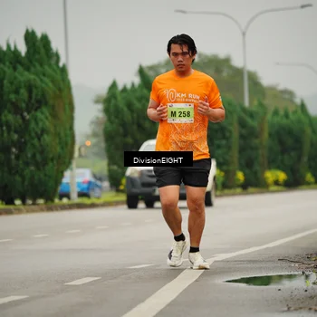 Runner Photo 8498844