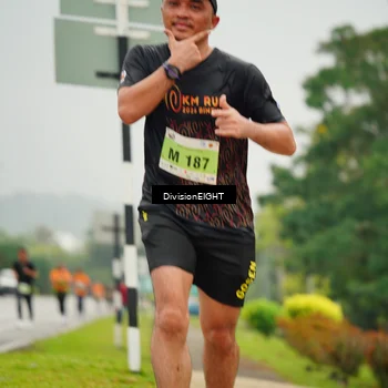 Runner Photo 8498852