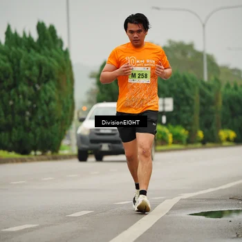 Runner Photo 8498869