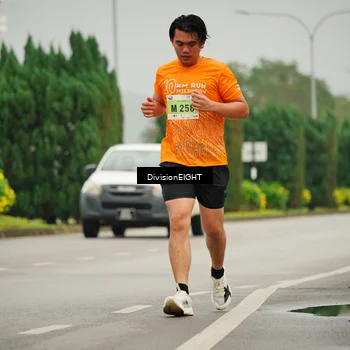 Runner Photo 8498878