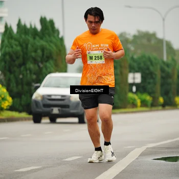 Runner Photo 8498881