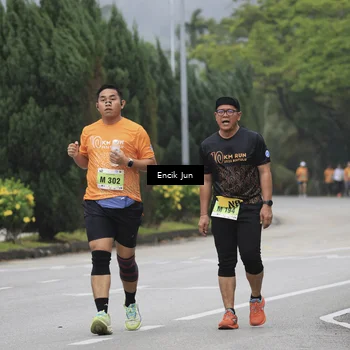 Runner Photo 8498908