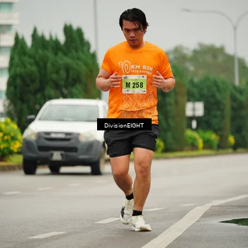 Runner Photo 8498917