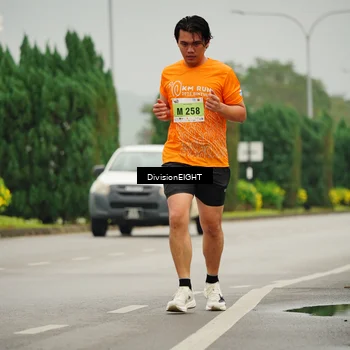 Runner Photo 8498925