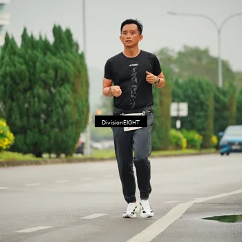 Runner Photo 8498941