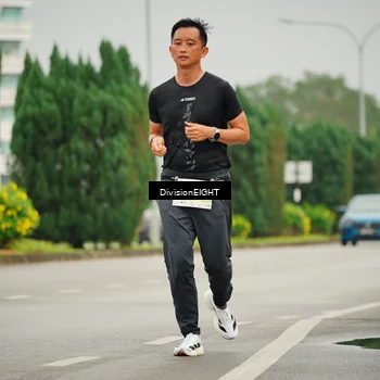 Runner Photo 8498987