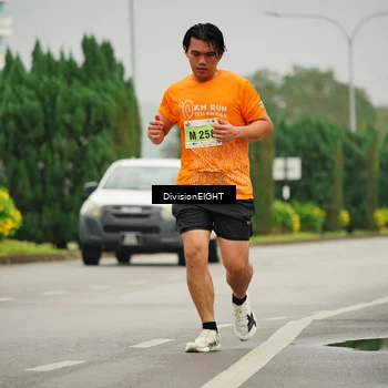Runner Photo 8498991