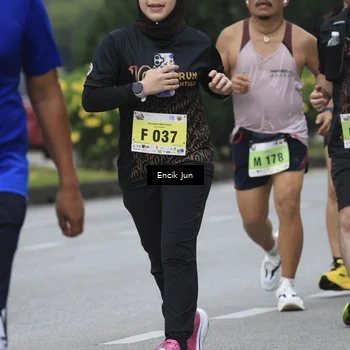 Runner Photo 8499010