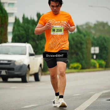 Runner Photo 8499012