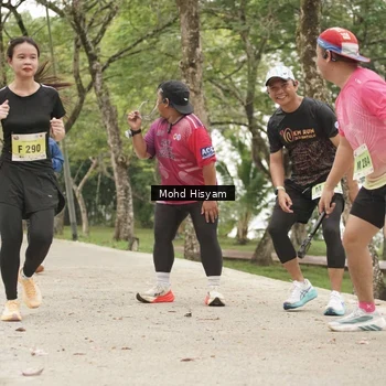 Runner Photo 8499021