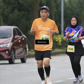 Runner Photo 8499071
