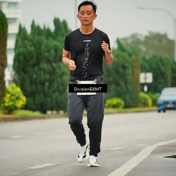 Runner Photo 8499105
