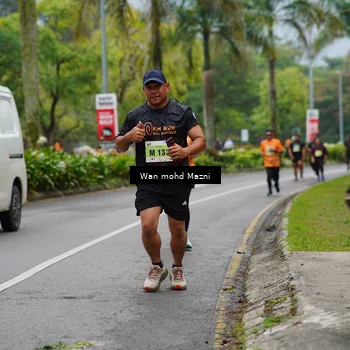 Runner Photo 8499182