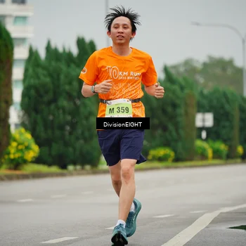 Runner Photo 8499213