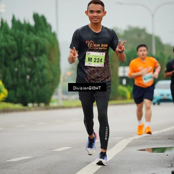 Runner Photo 8499218