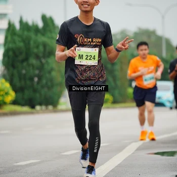 Runner Photo 8499250