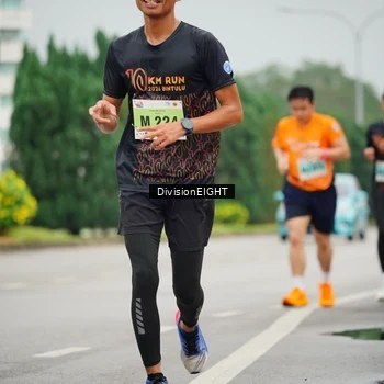 Runner Photo 8499272