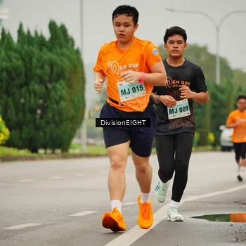 Runner Photo 8499276