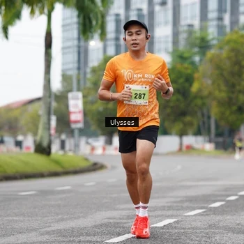 Runner Photo 8499281