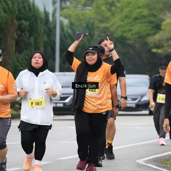 Runner Photo 8499283
