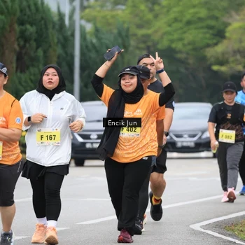 Runner Photo 8499288