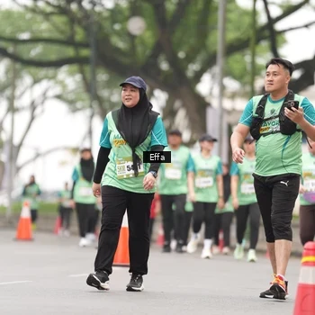 Runner Photo 8499292