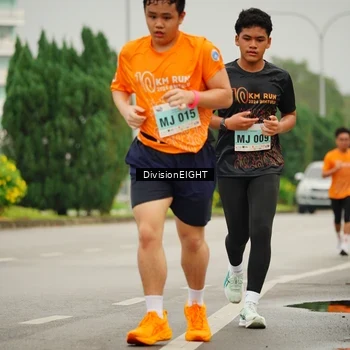 Runner Photo 8499305