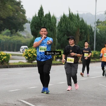 Runner Photo 8499315