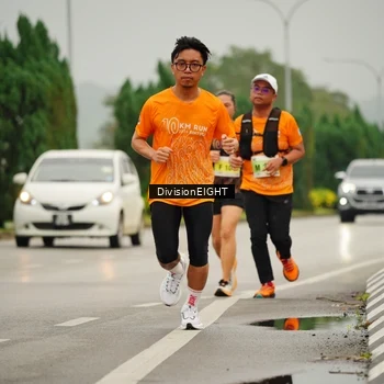 Runner Photo 8499316