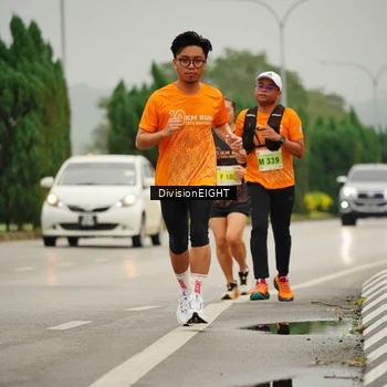 Runner Photo 8499319