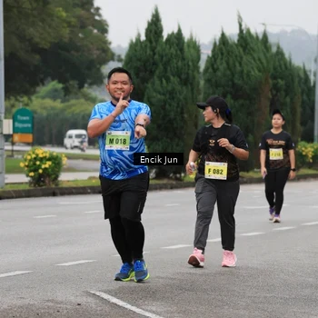 Runner Photo 8499321