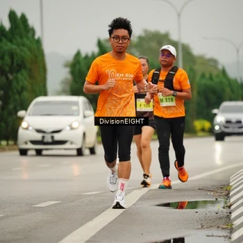 Runner Photo 8499329
